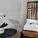 Stadtoase Naehe Uni Mit Sauna Appartamento