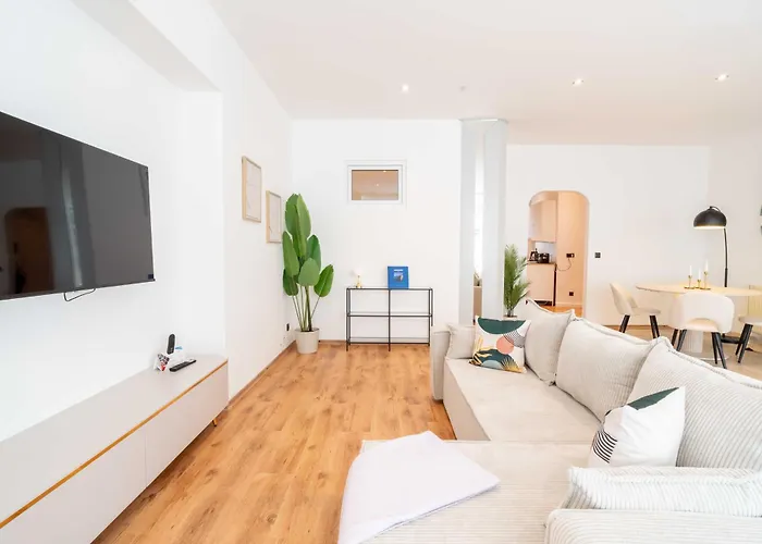 Stadtoase Nähe Uni Mit Sauna * Koblenz (Rhineland-Palatinate)